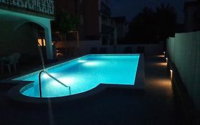 Villa Ferias